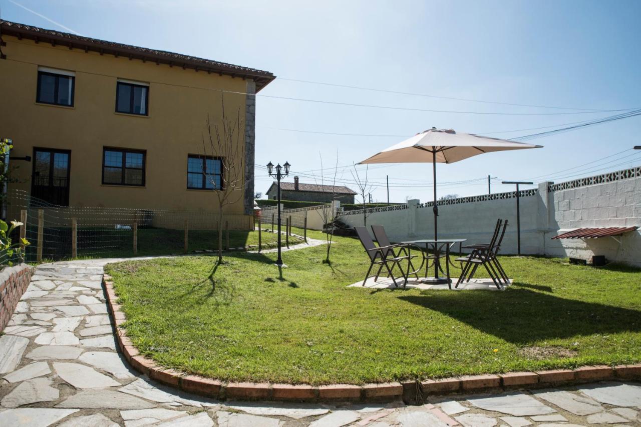 Apartamentos Alegria ซันติยานาเดลมาร์ ภายนอก รูปภาพ