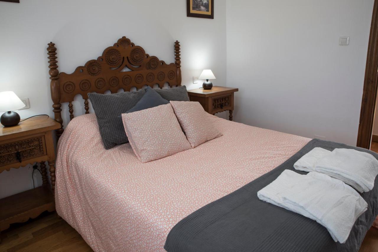 Apartamentos Alegria ซันติยานาเดลมาร์ ภายนอก รูปภาพ