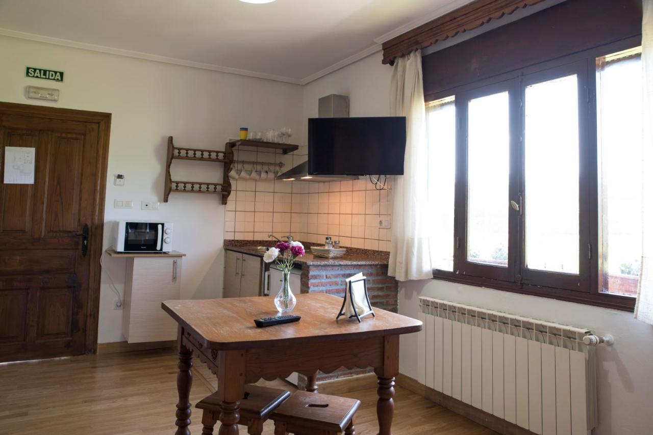 Apartamentos Alegria ซันติยานาเดลมาร์ ภายนอก รูปภาพ